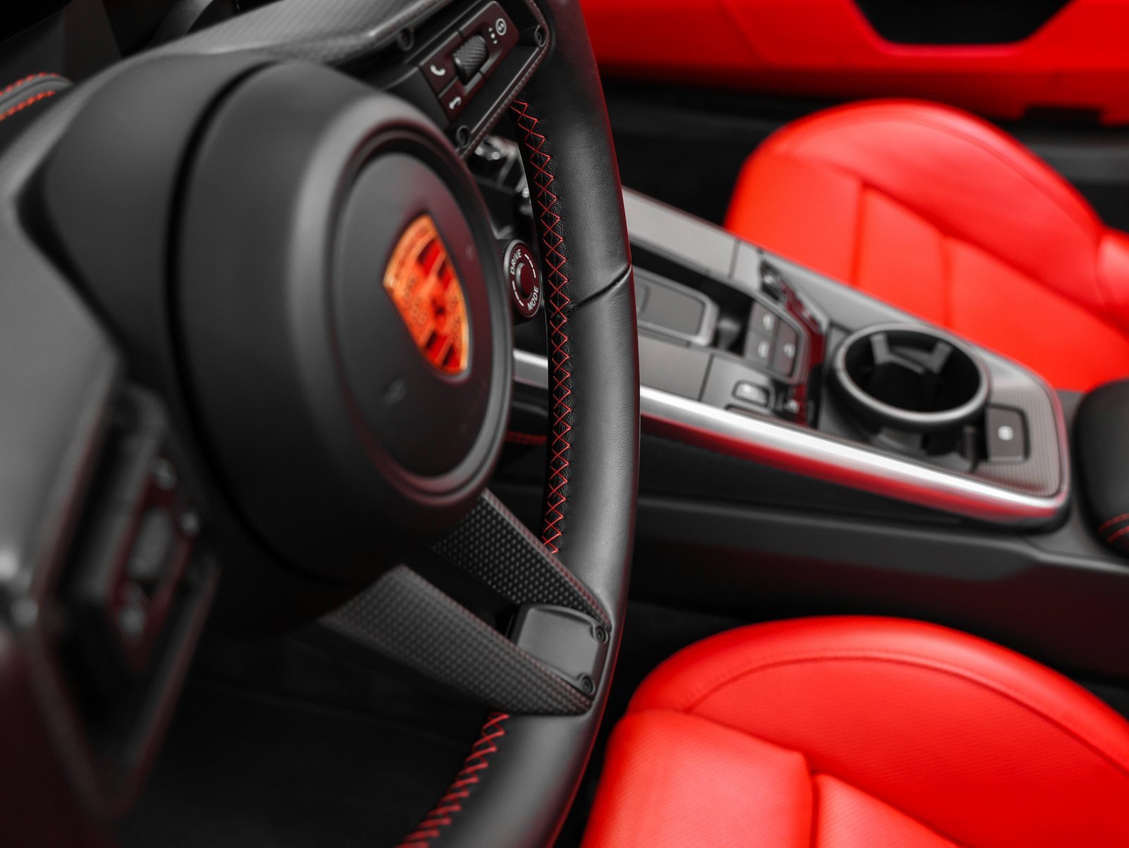 Used 2023 Porsche 911 Turbo image 40