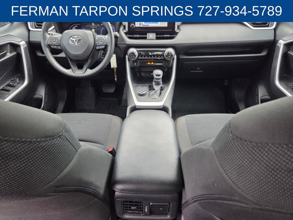 Used 2024 Toyota RAV4 LE AWD/4WD image 16