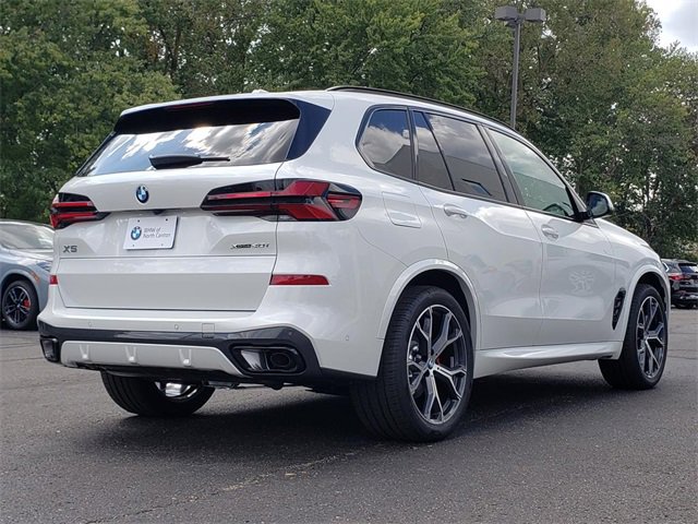 New 2026 BMW X5 xDrive40i w/ M Sport Package image 6