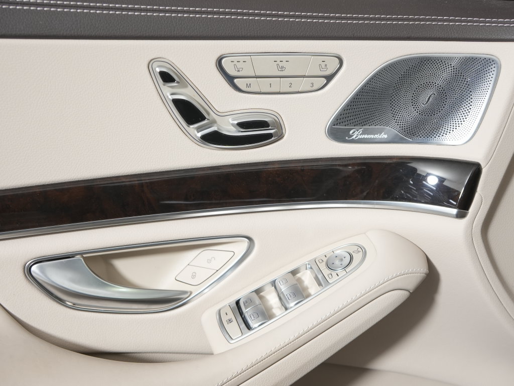 Used 2020 Mercedes-Benz S 560 4MATIC Sedan image 28