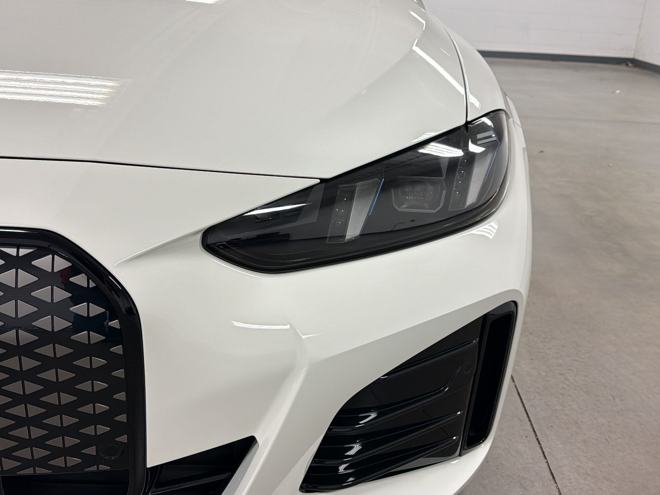 New 2026 BMW i4 eDrive40 w/ M Sport Package RWD image 10