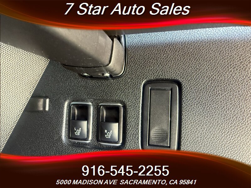 Used 2015 Mercedes-Benz GL 550 4MATIC image 22