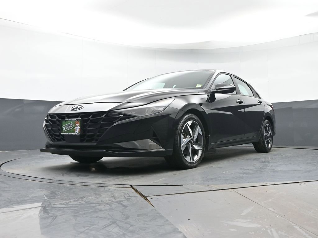 Used 2023 Hyundai Elantra SEL w/ Convenience Package FWD image 24