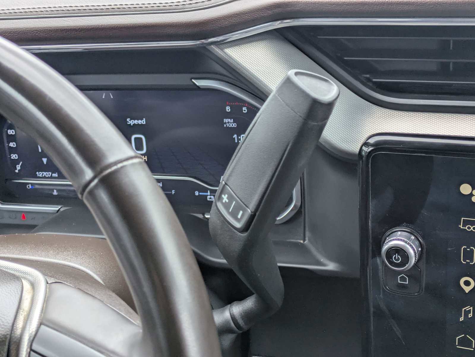 Used 2025 GMC Sierra 2500 Denali w/ Denali Reserve Package image 32