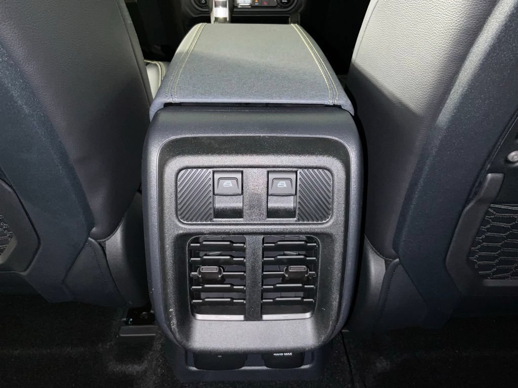 New 2026 Ford Bronco Badlands AWD/4WD image 17