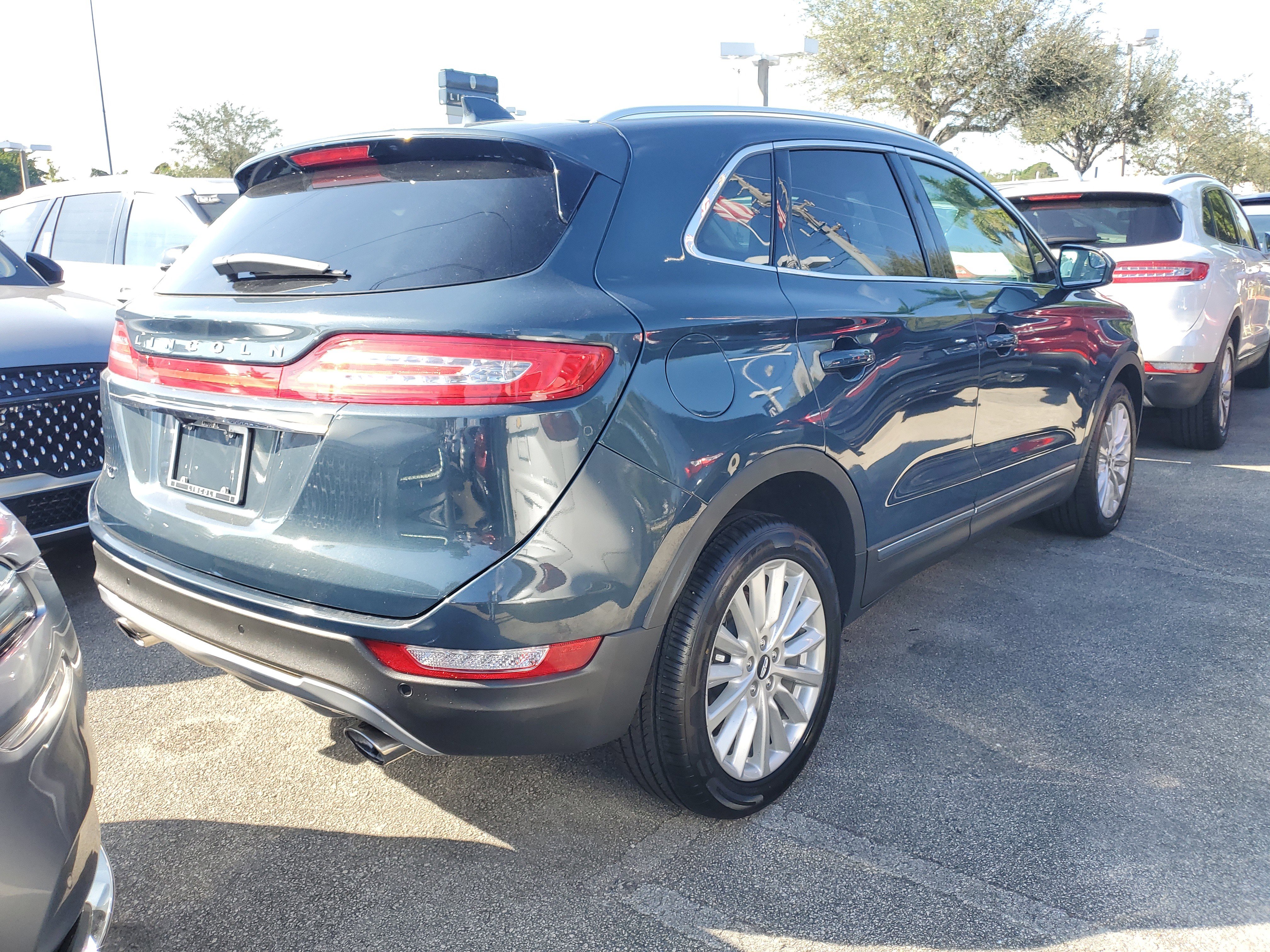Used 2019 Lincoln MKC Premiere image 4