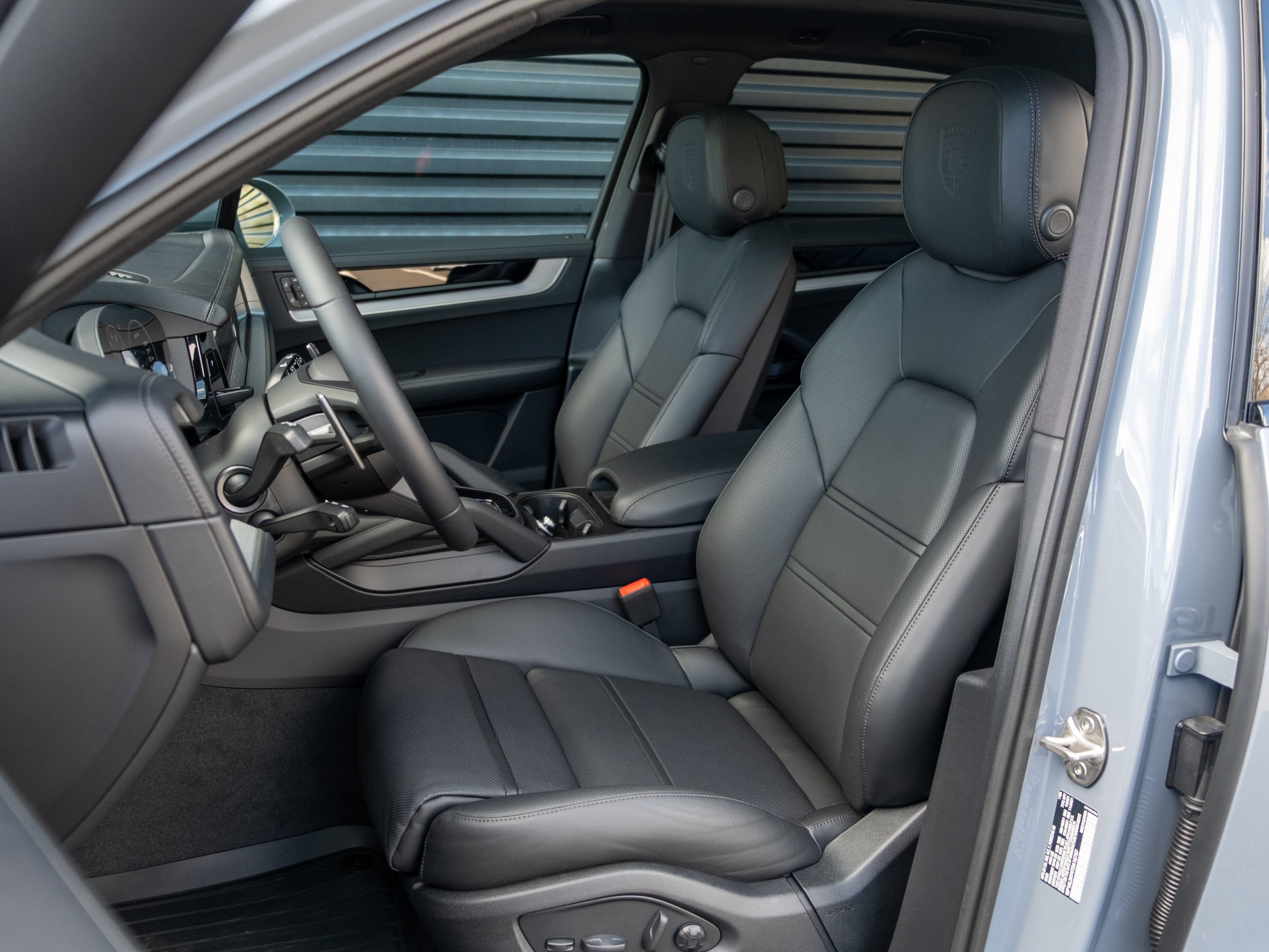 New 2026 Porsche Cayenne S AWD/4WD image 5