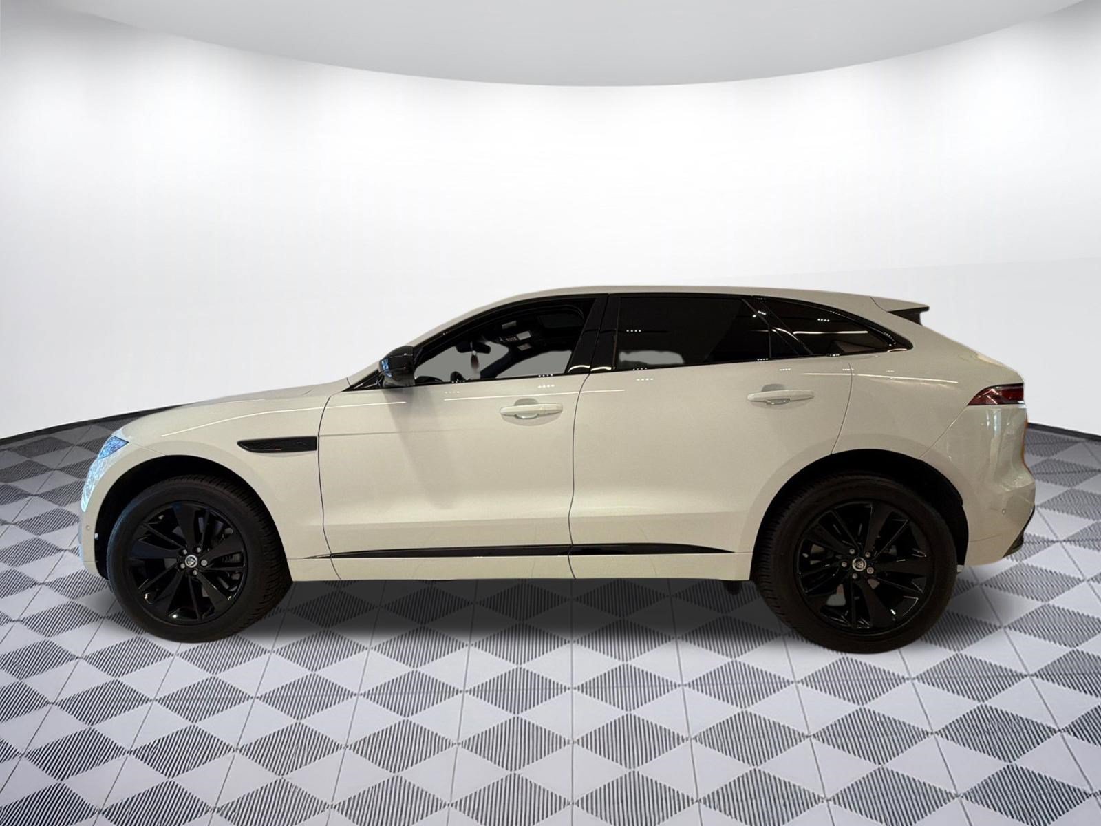 New 2026 Jaguar F-PACE R-Dynamic S AWD/4WD image 2