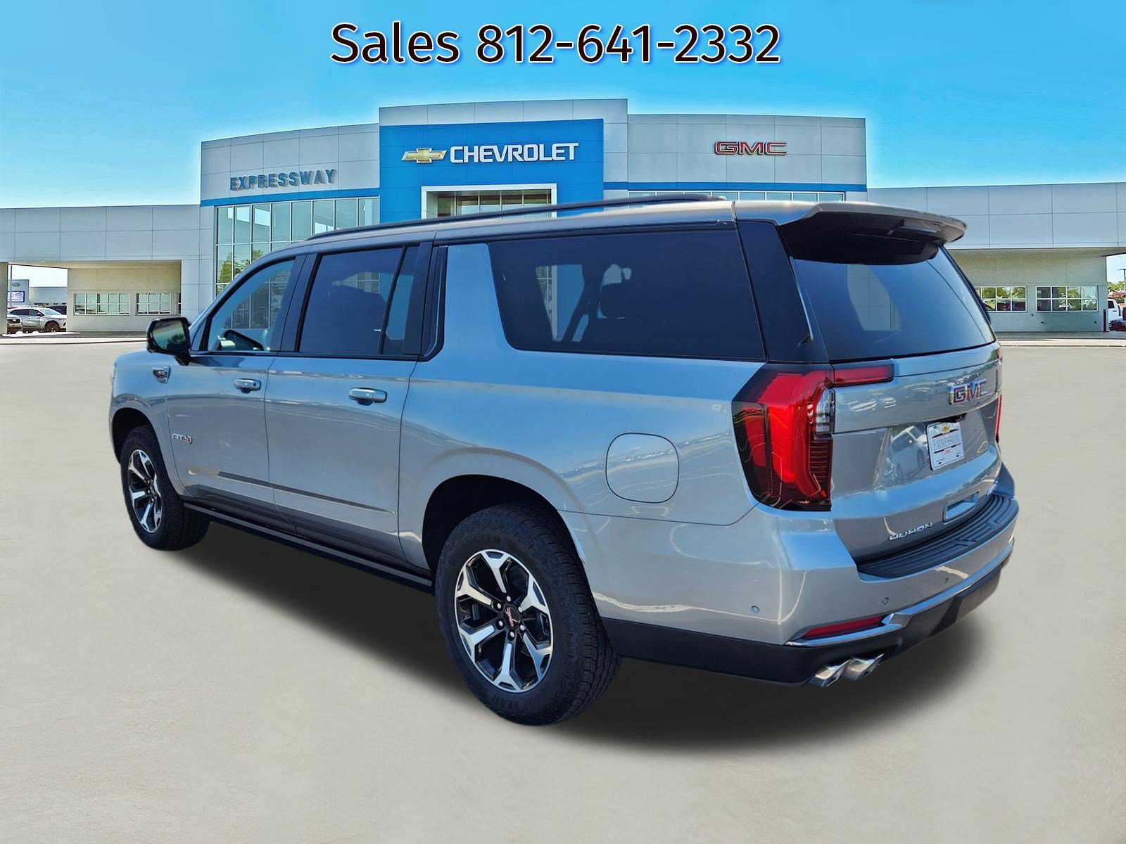 New 2026 GMC Yukon XL AT4 w/ AT4 Premium Plus Package AWD/4WD image 3