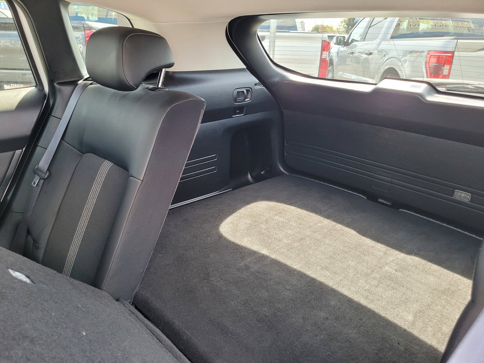 Used 2025 MAZDA CX-50 AWD 2.5 S w/ Preferred Package image 13