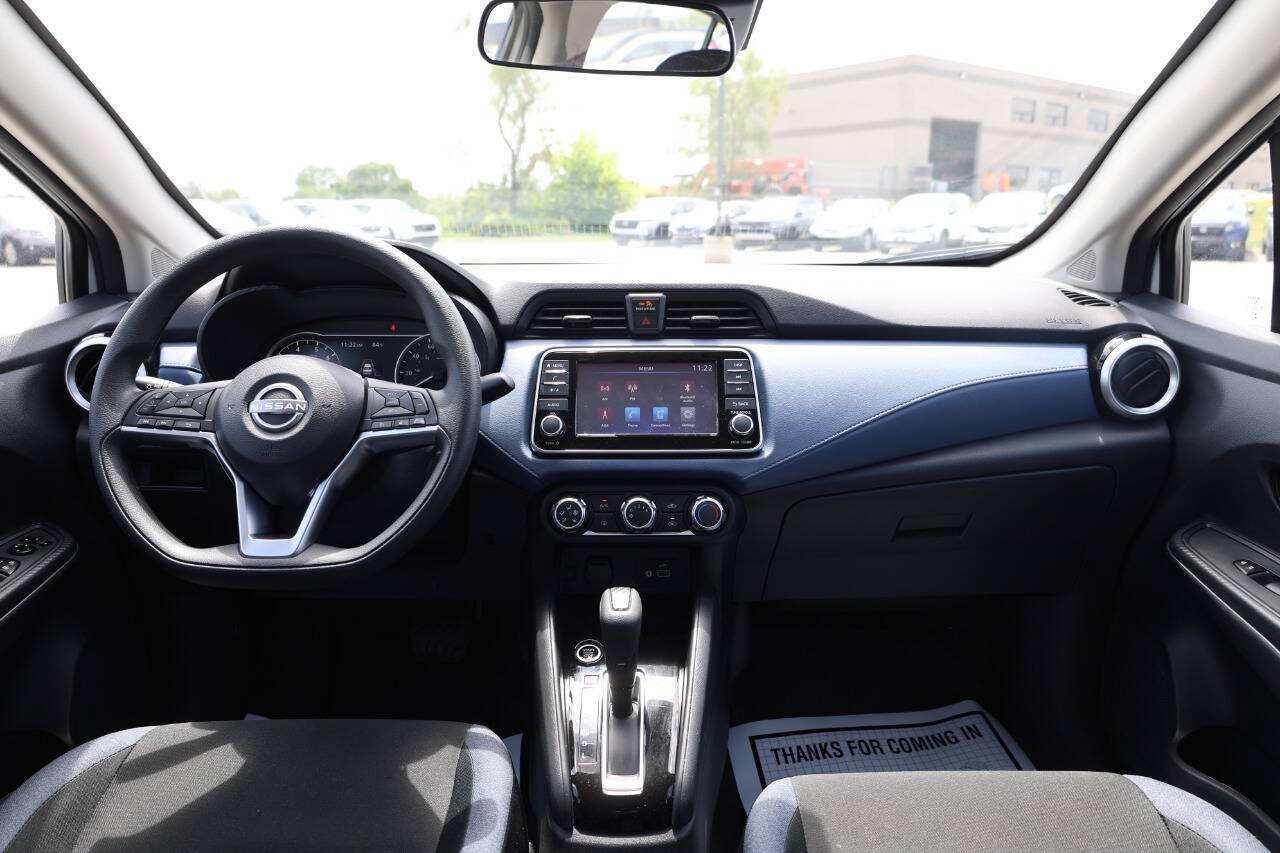 Used 2025 Nissan Versa SV w/ Trunk Package FWD image 14