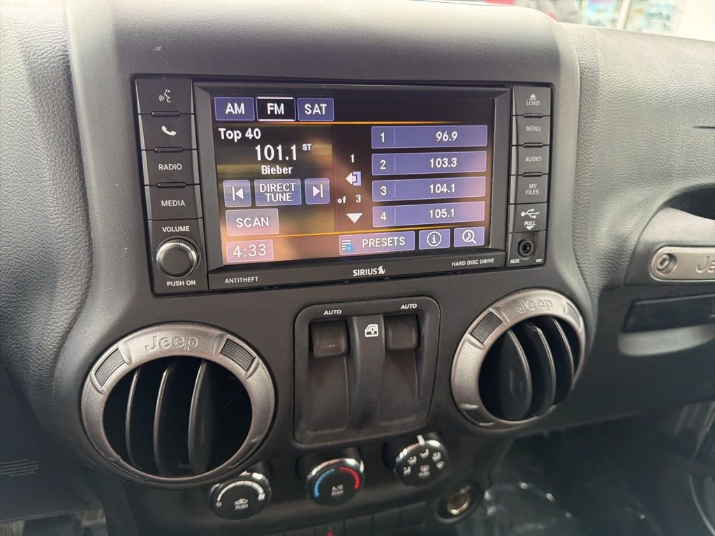 Used 2018 Jeep Wrangler Sport image 15