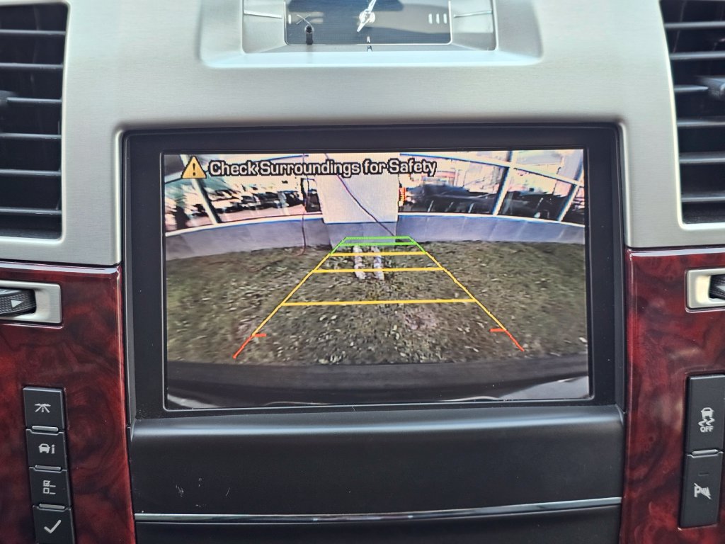 Used 2012 Cadillac Escalade Luxury RWD image 14