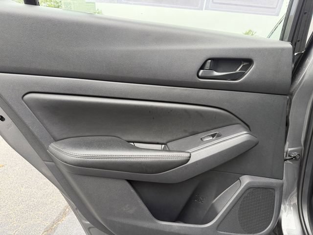 Used 2025 Nissan Altima 2.5 SV FWD image 23
