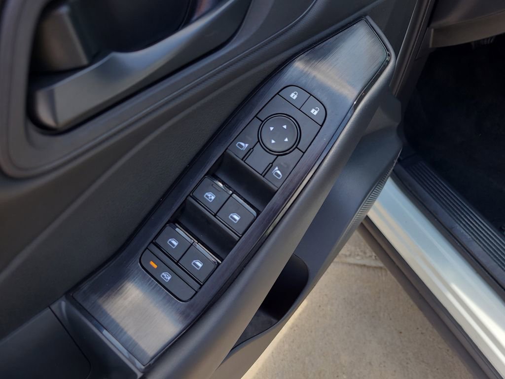 Certified 2026 Nissan Rogue S FWD image 17