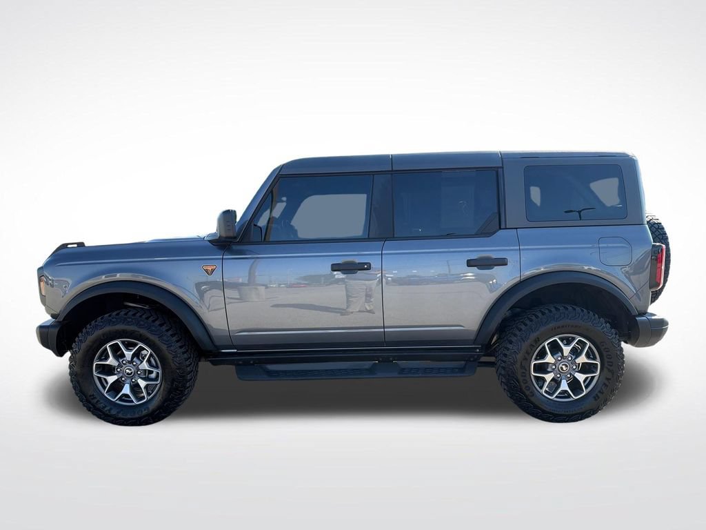 Used 2025 Ford Bronco Badlands AWD/4WD image 4