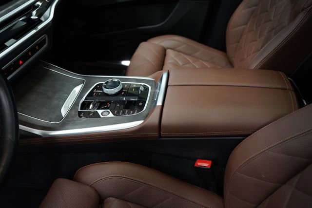 Used 2024 BMW X7 xDrive40i w/ Executive Package AWD/4WD image 46