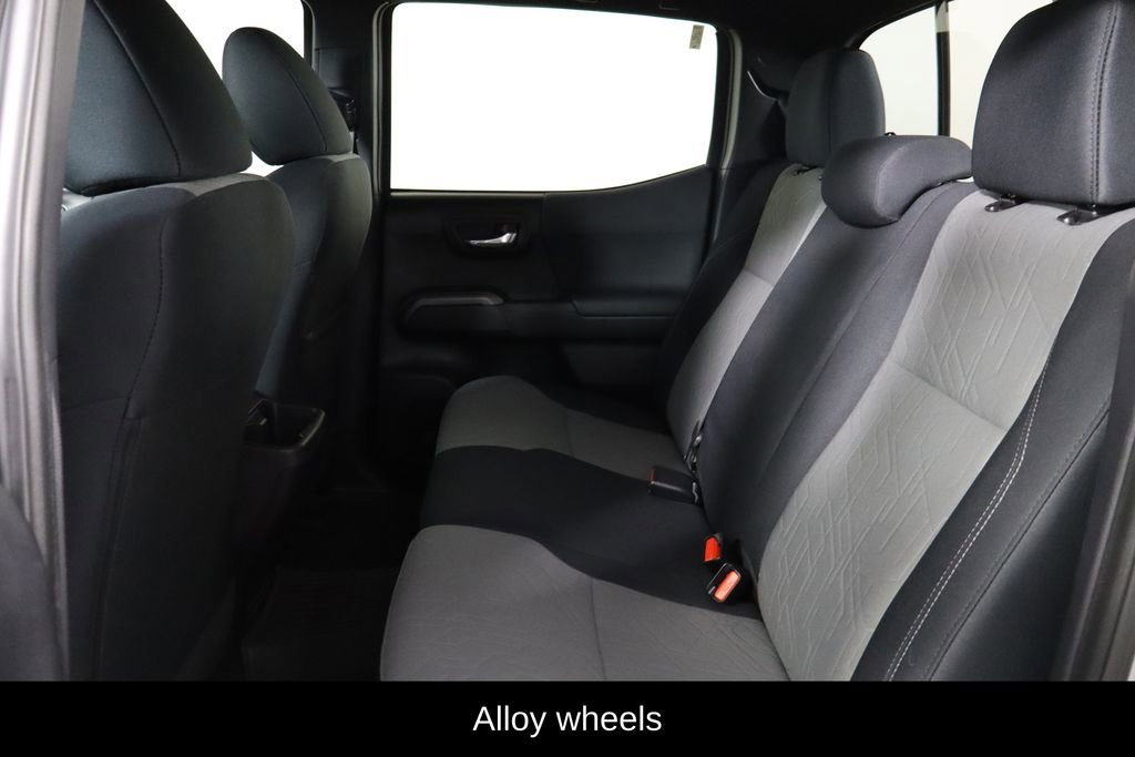 Used 2021 Toyota Tacoma TRD Off-Road image 16