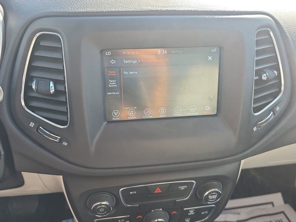 Used 2021 Jeep Compass Latitude image 21