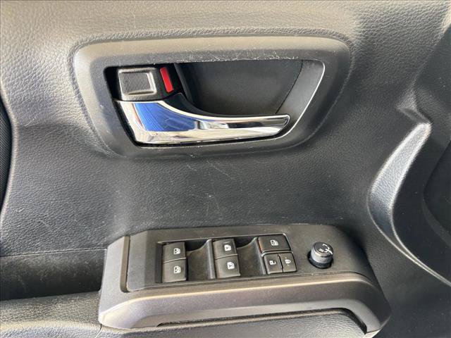 Used 2022 Toyota Tacoma TRD Off-Road RWD image 16