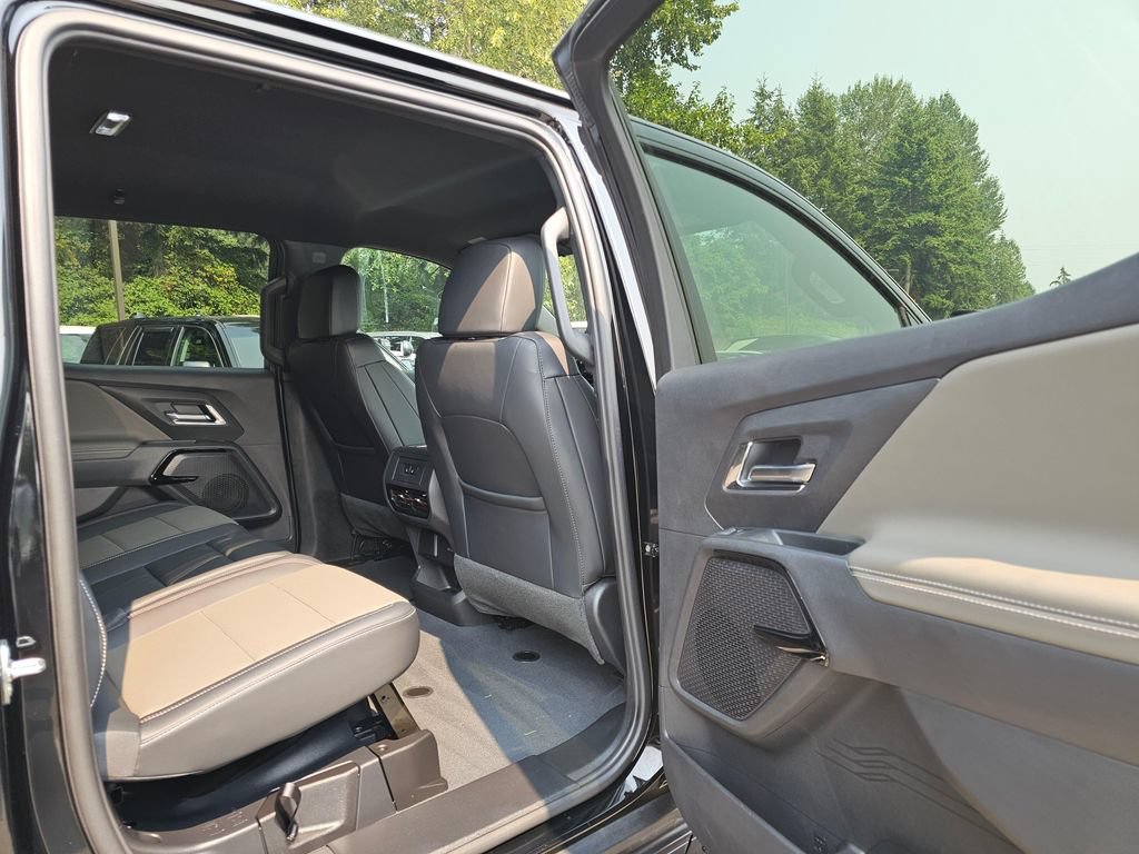 Used 2026 Chevrolet Silverado EV Trail Boss AWD/4WD image 15