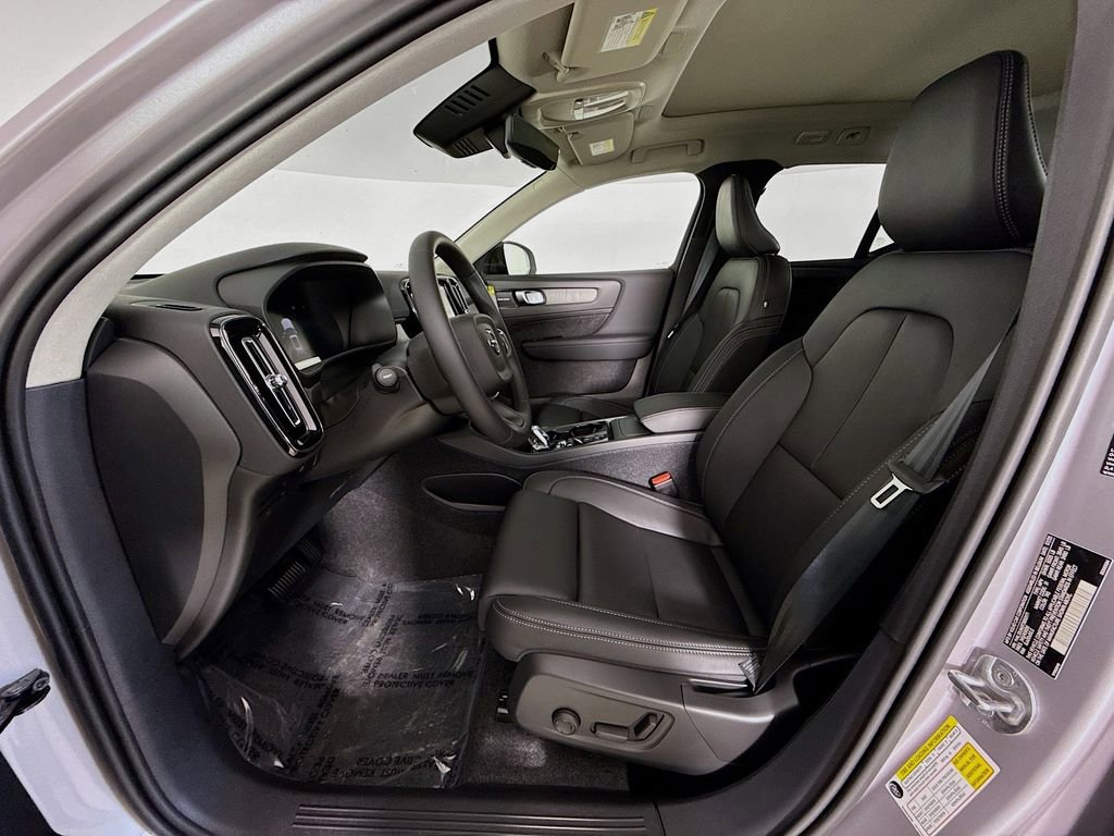 Certified 2026 Volvo XC40 B5 Ultra w/ Climate Package AWD/4WD image 21