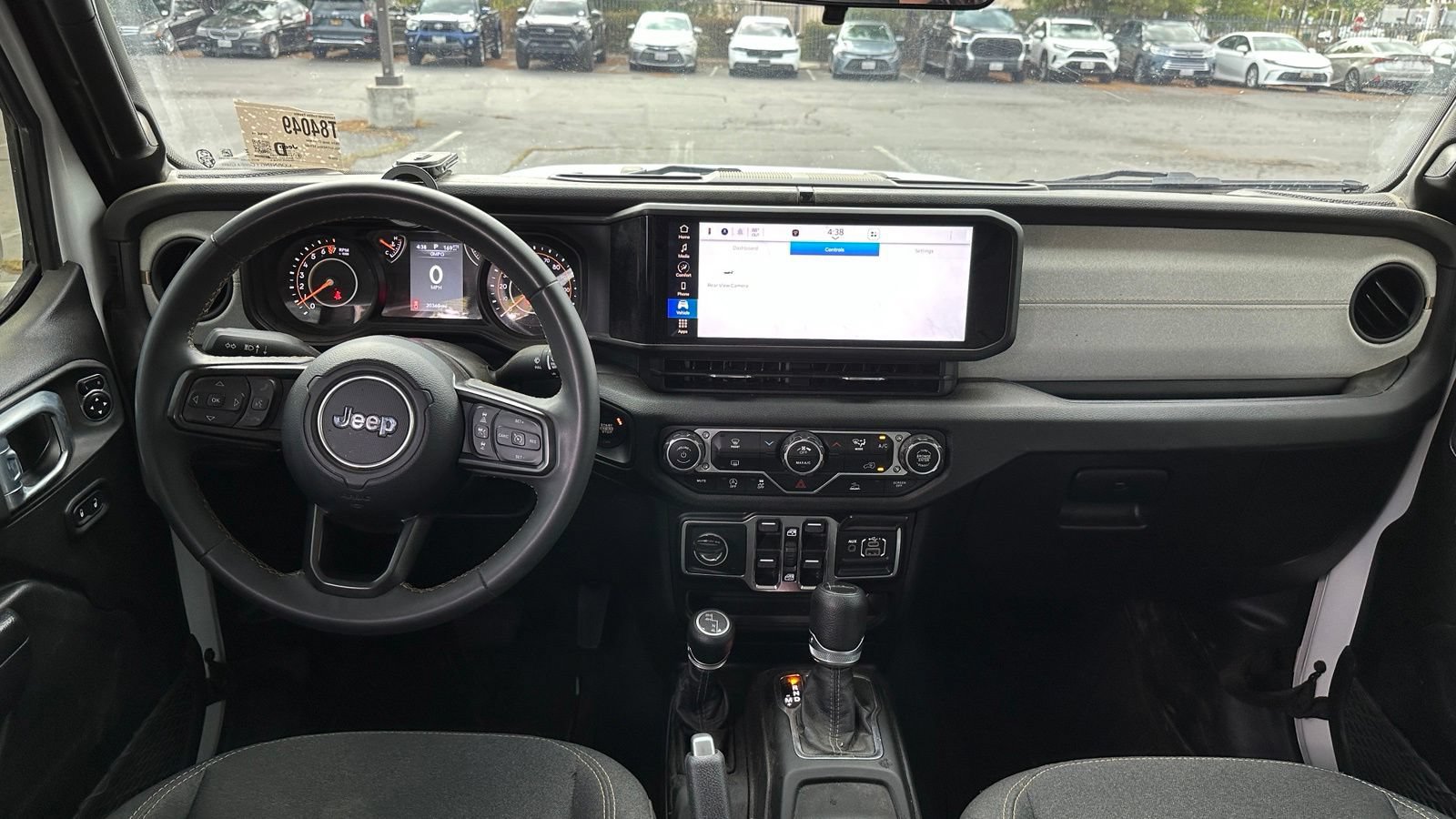 Used 2024 Jeep Gladiator Sport AWD/4WD image 4