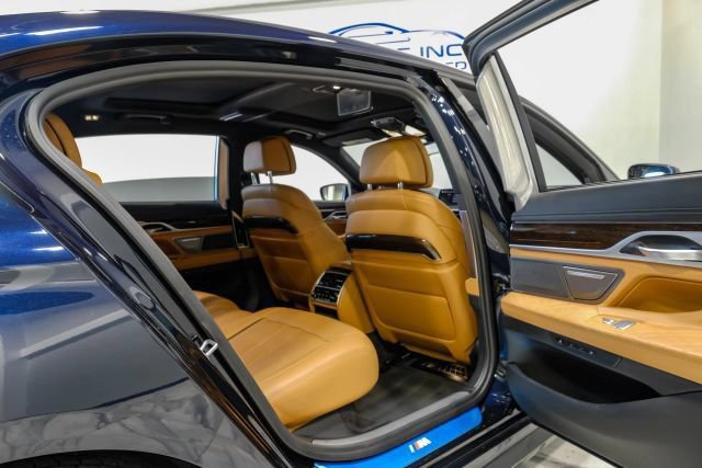 Used 2022 BMW 750i xDrive w/ Luxury Rear Seating Package AWD/4WD image 50