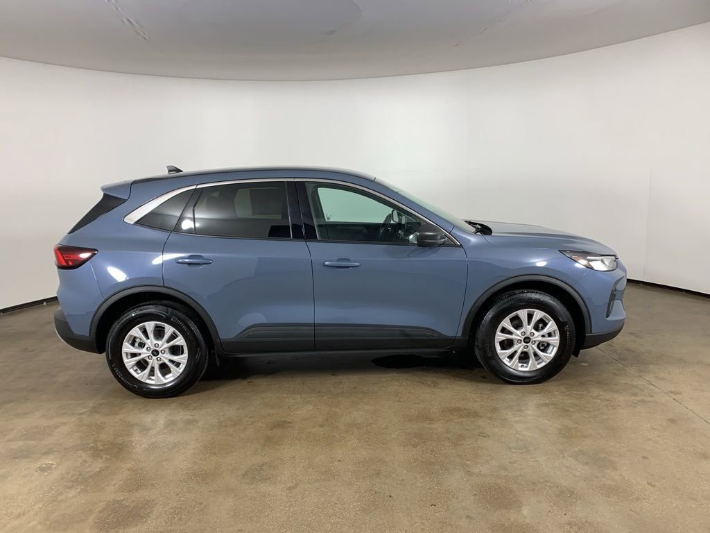 Used 2024 Ford Escape Active image 7