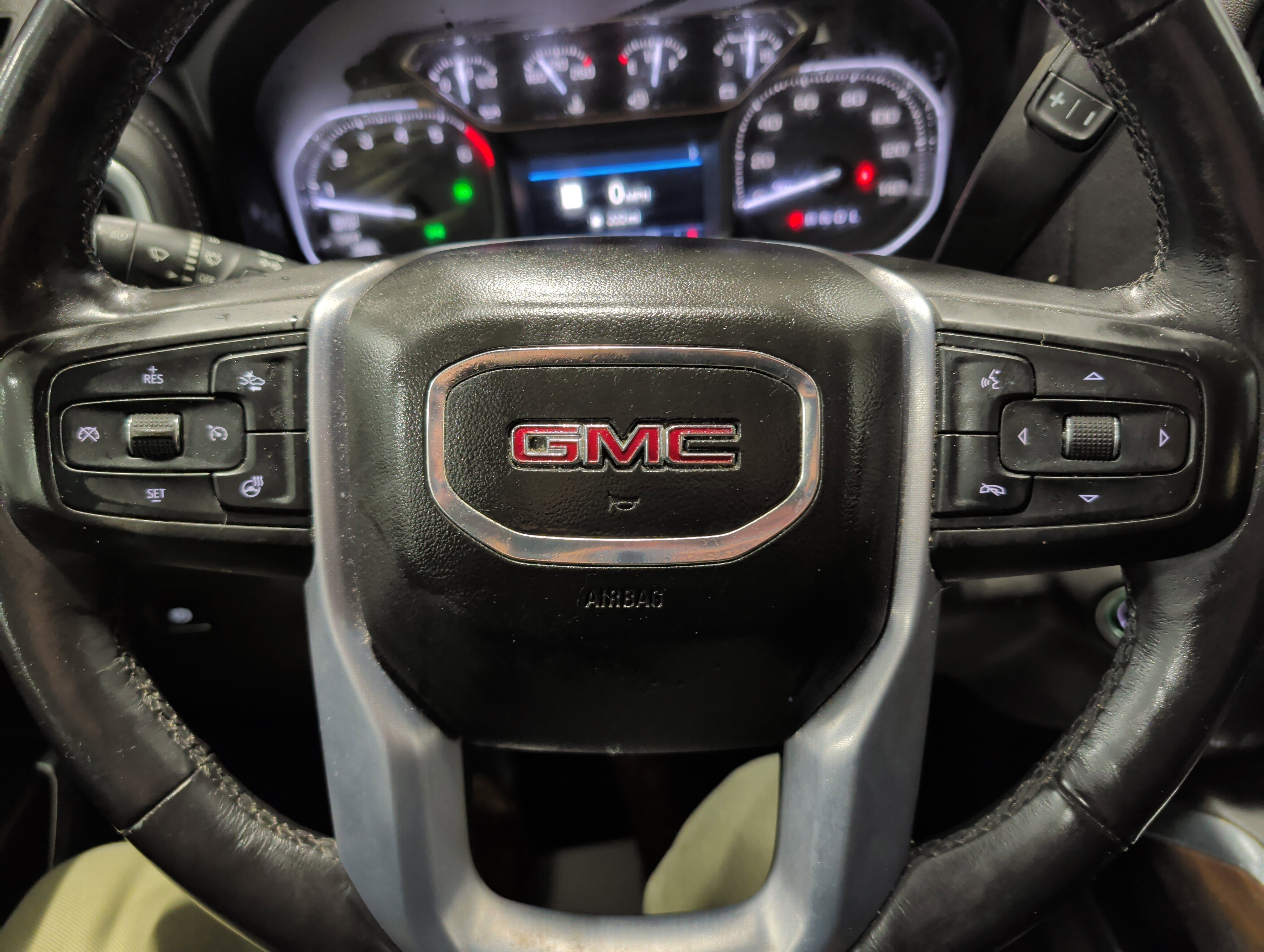 Used 2020 GMC Sierra 1500 SLT w/ SLT Premium Plus Package AWD/4WD image 9