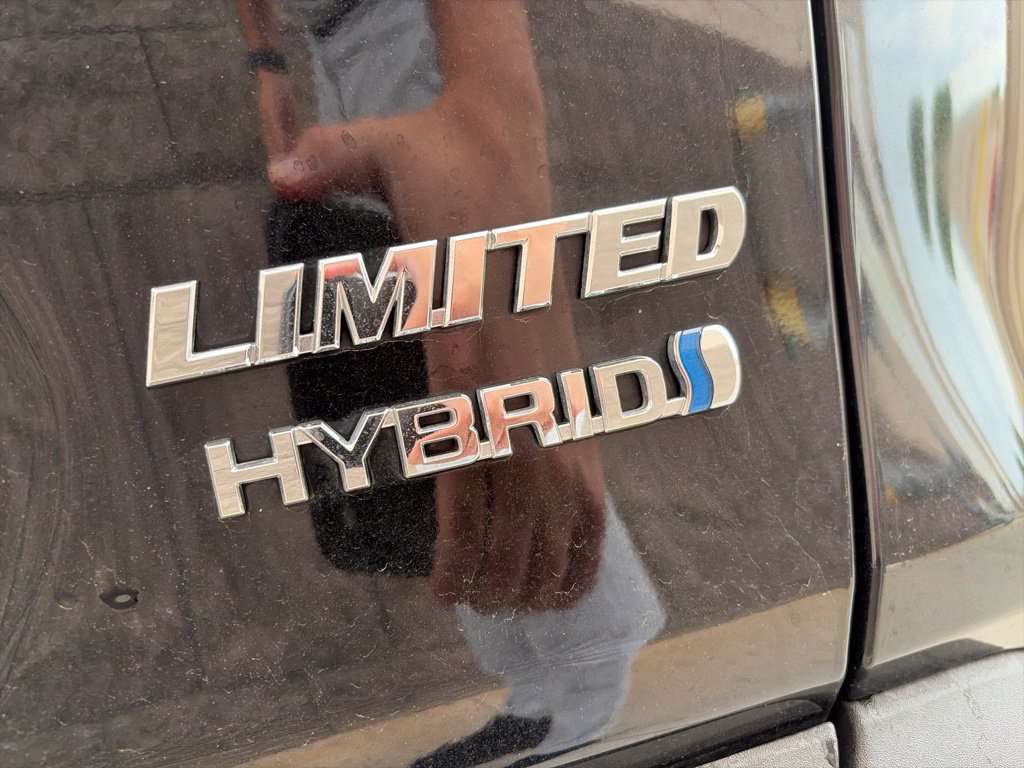 Certified 2021 Toyota RAV4 Limited AWD/4WD image 9