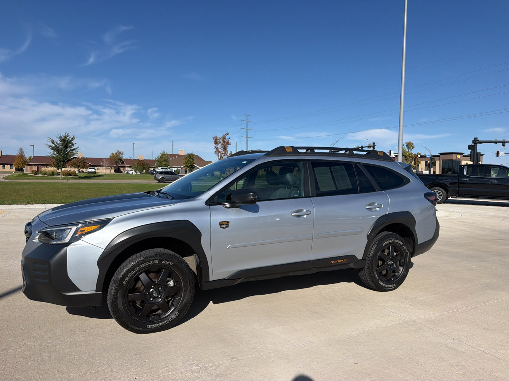 Used 2023 Subaru Outback Wilderness AWD/4WD image 2
