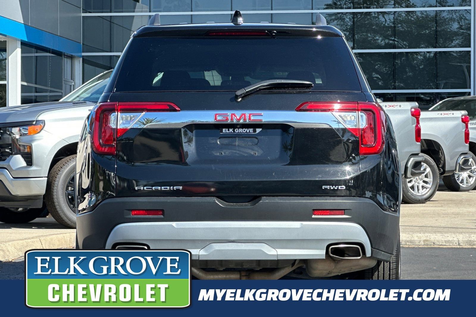 Certified 2023 GMC Acadia SLT image 4