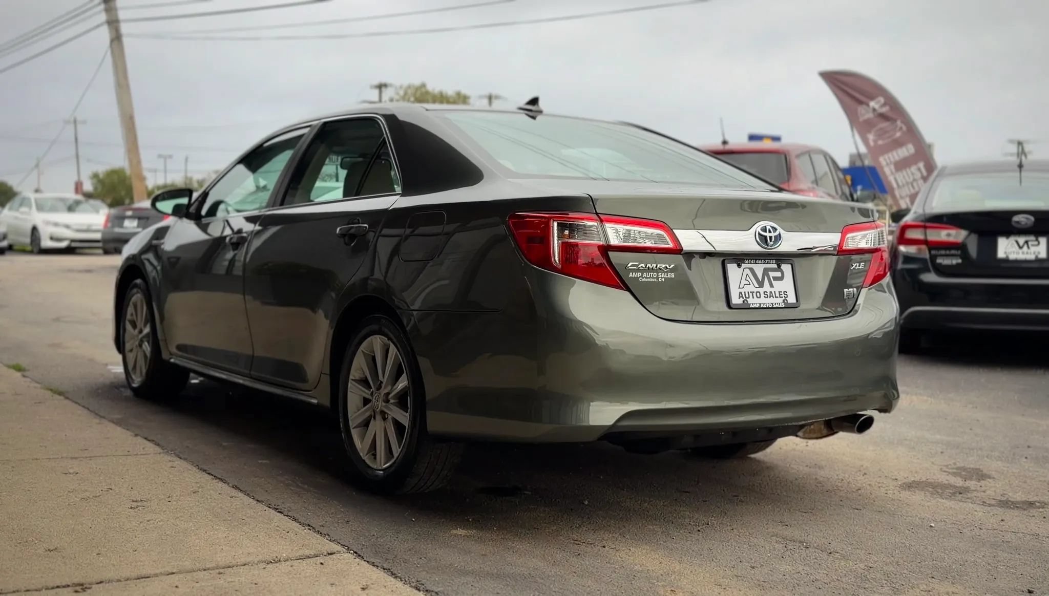 Used 2012 Toyota Camry XLE w/ Leather Pkg FWD image 4