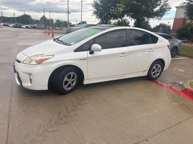 Used 2013 Toyota Prius Four w/ Deluxe Solar Roof Pkg FWD image 6