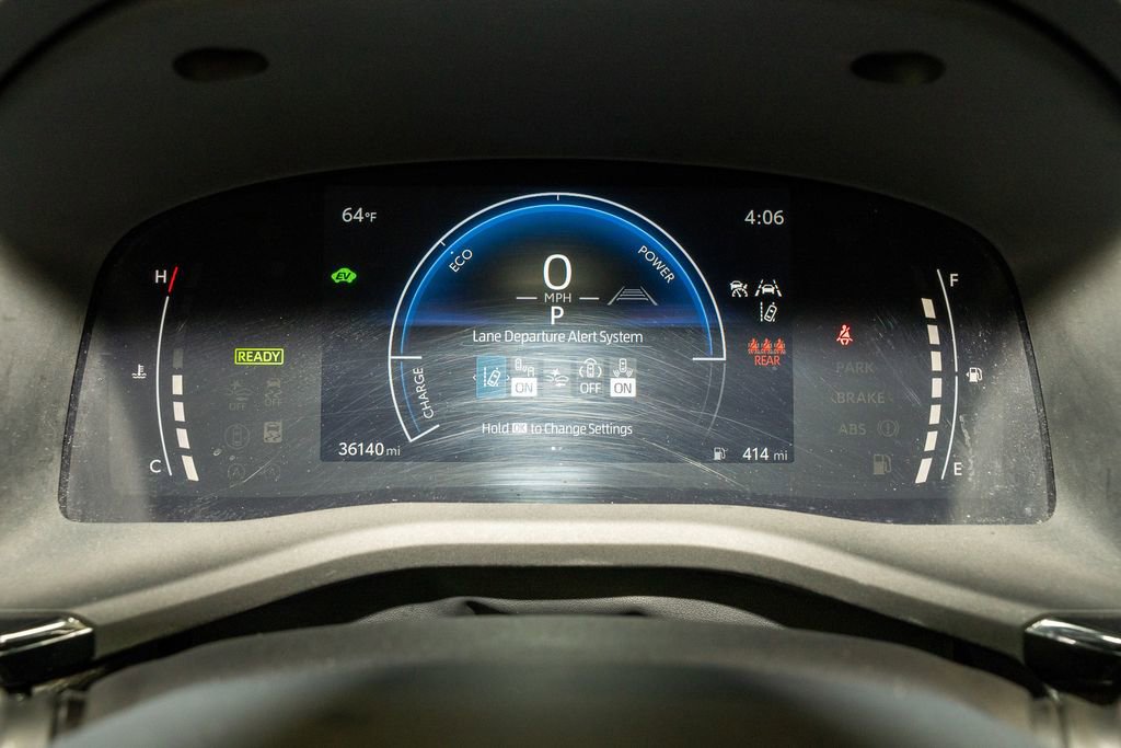 Used 2025 Toyota Camry SE image 15