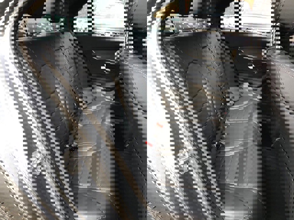 Certified 2021 Mercedes-Benz C 300 4MATIC Sedan w/ Premium Package image 34