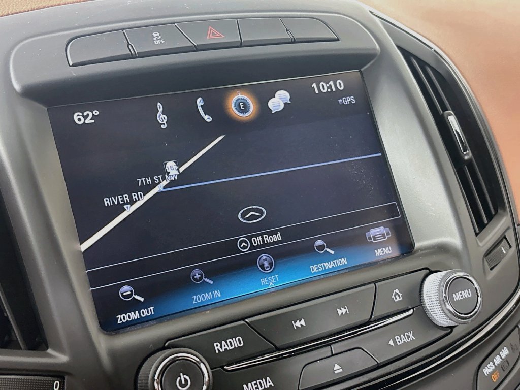 Used 2016 Buick Regal FWD image 16