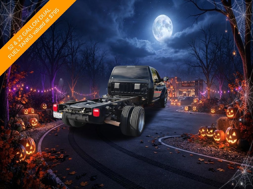 Used 2022 RAM 5500 Tradesman w/ Max Tow Package RWD image 8