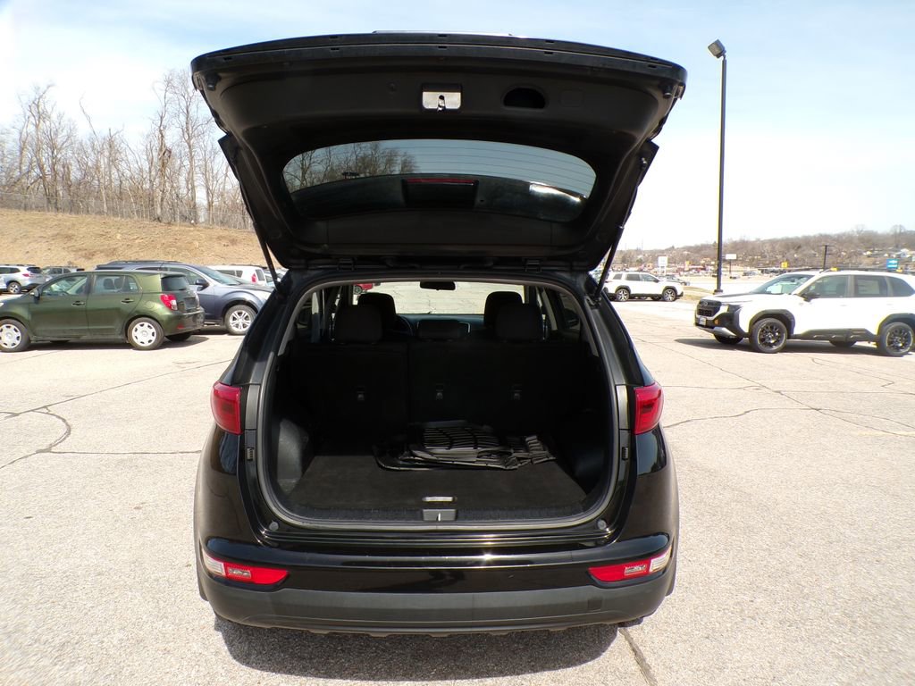 Used 2017 Kia Sportage LX FWD image 7