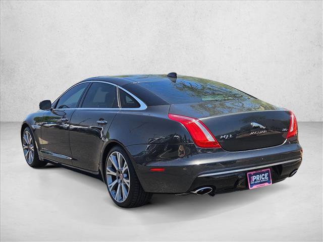 Used 2017 Jaguar XJ L Portfolio RWD image 8