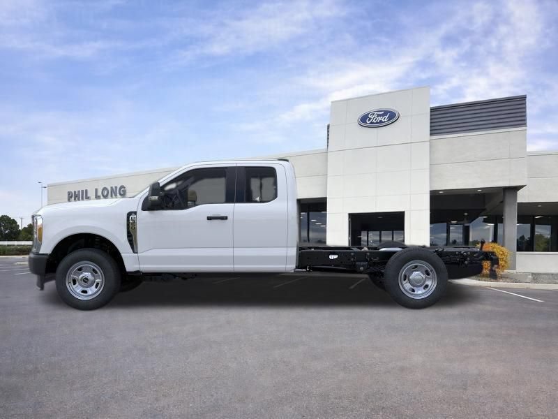 New 2026 Ford F350 XL AWD/4WD image 3
