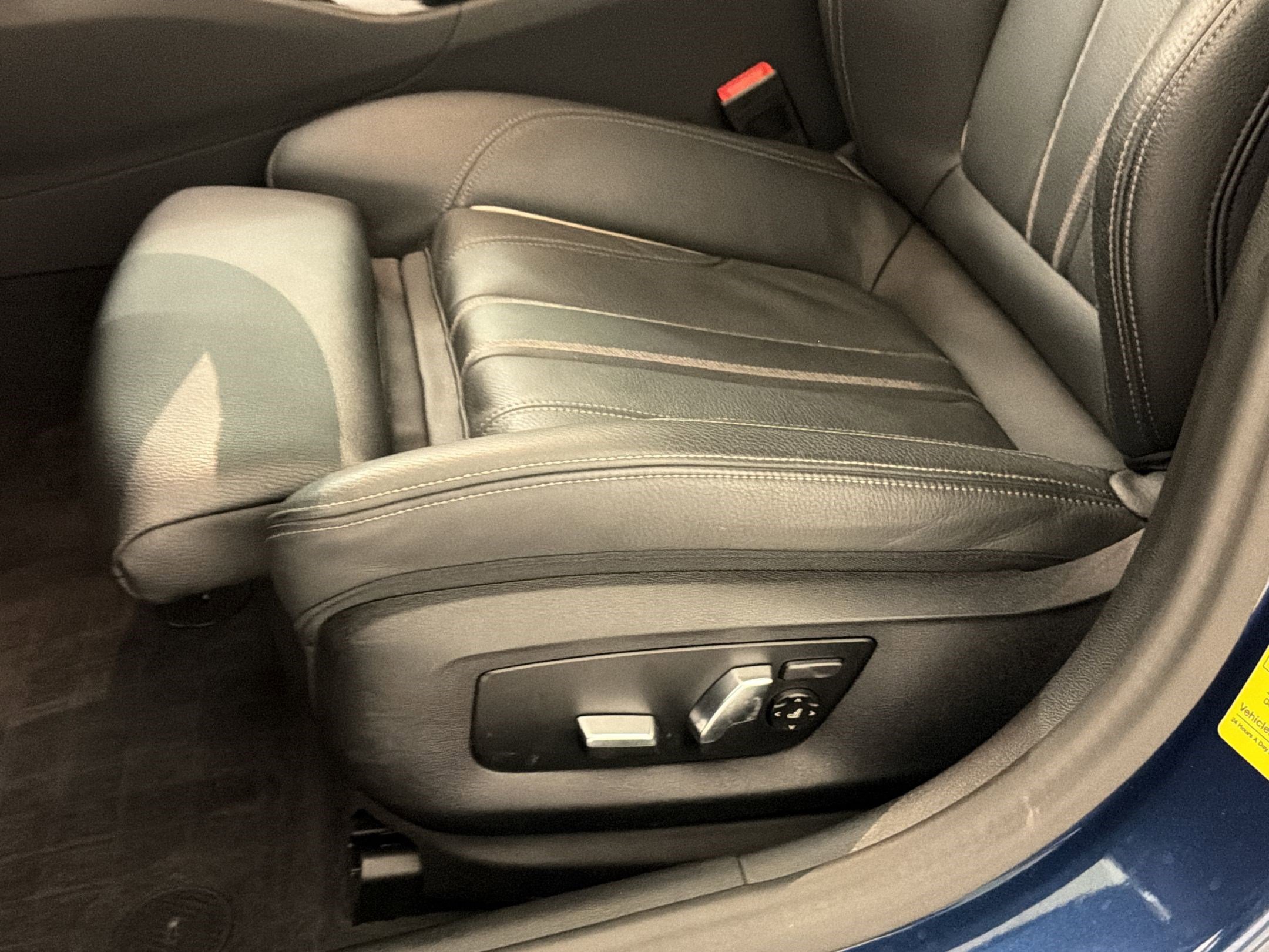 Certified 2023 BMW 540i xDrive w/ M Sport Package image 14