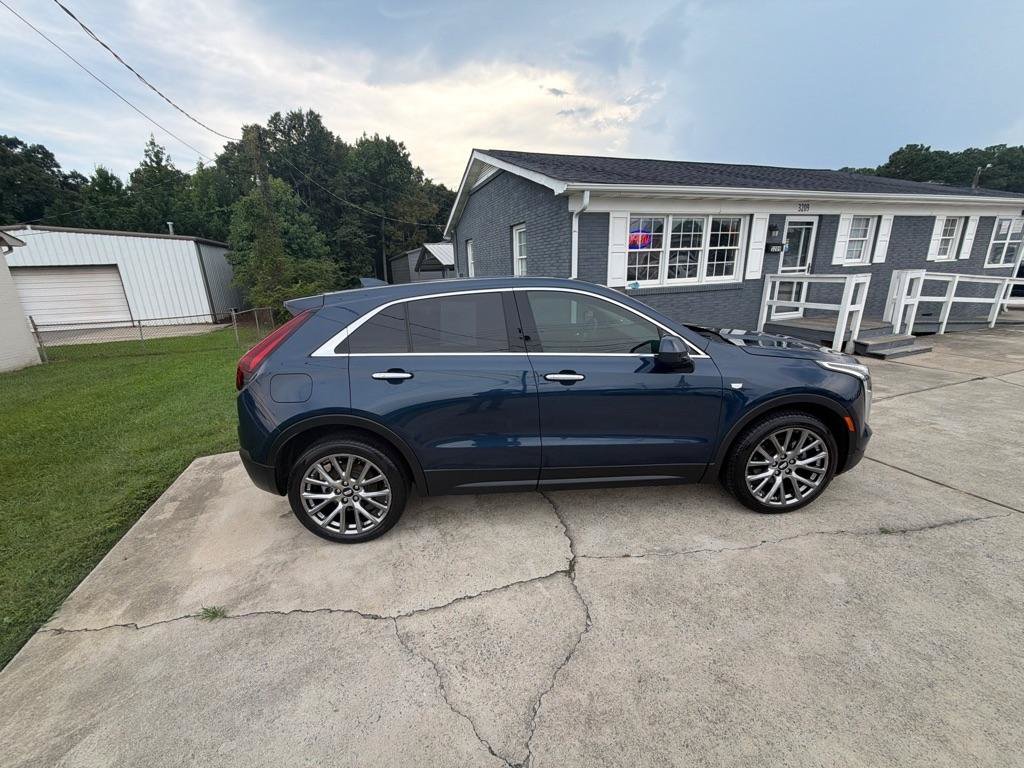 Used 2019 Cadillac XT4 Luxury w/ Cold Weather Package FWD image 15