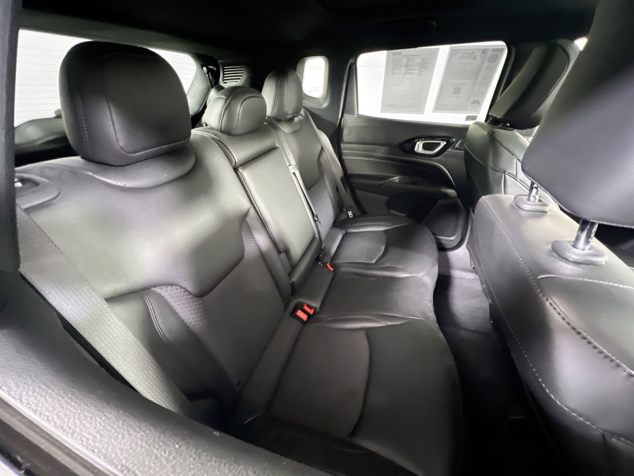 Used 2022 Jeep Compass Altitude w/ Sun and Sound Group image 25