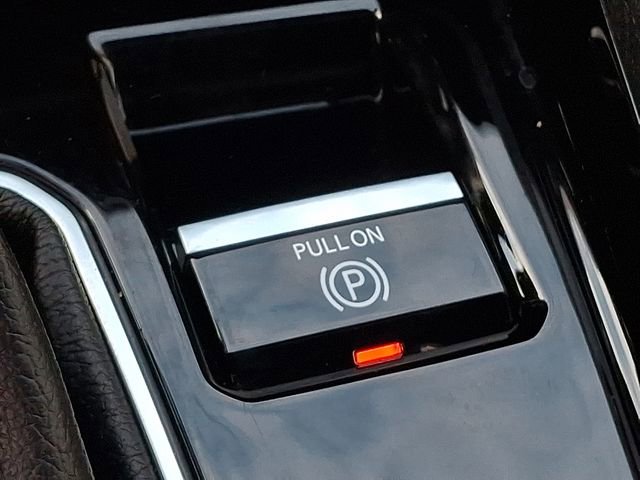 Used 2024 Jeep Compass Limited image 25