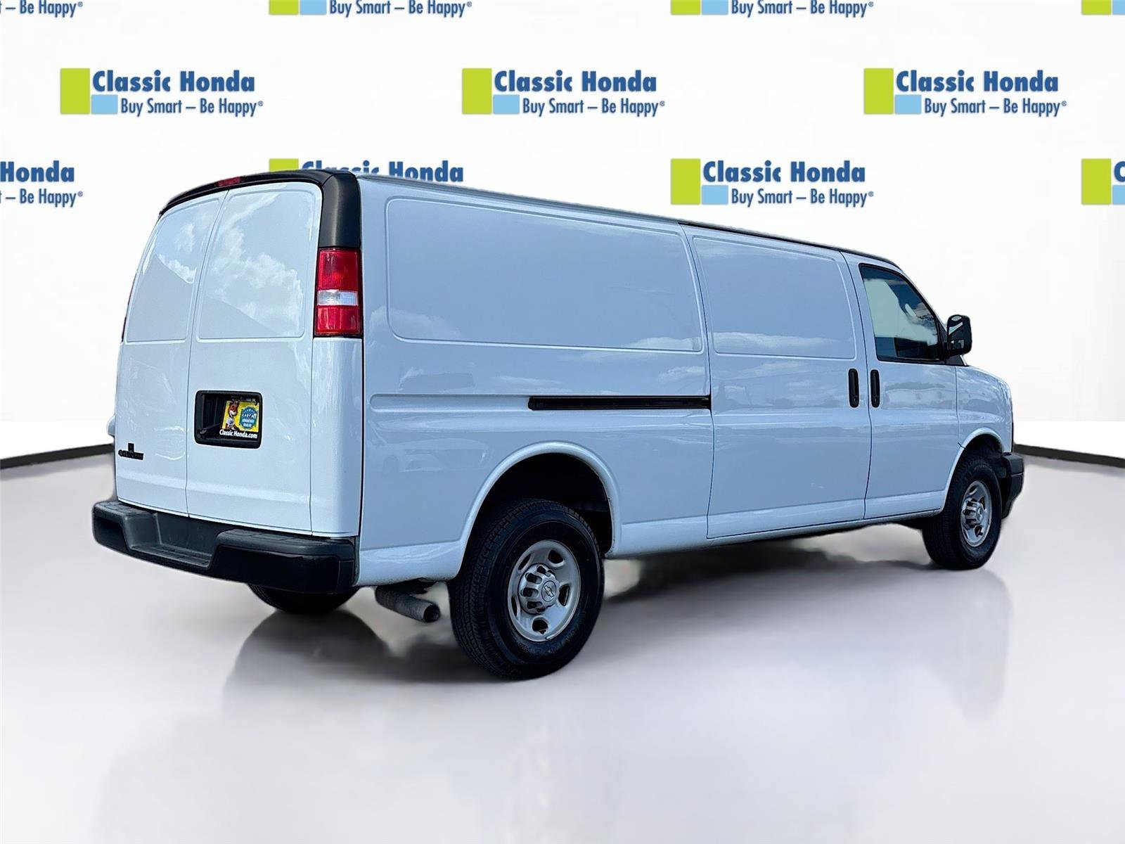 Used 2023 Chevrolet Express 2500 Extended w/ Driver Convenience Package image 8