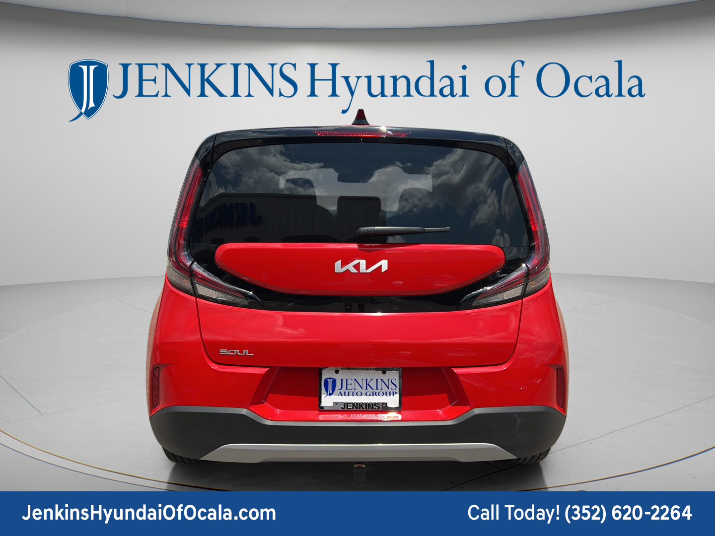 Used 2023 Kia Soul LX w/ LX Technology Package FWD image 4