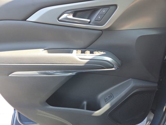 New 2026 Chevrolet Traverse LT w/ Driver Confidence Package FWD image 33