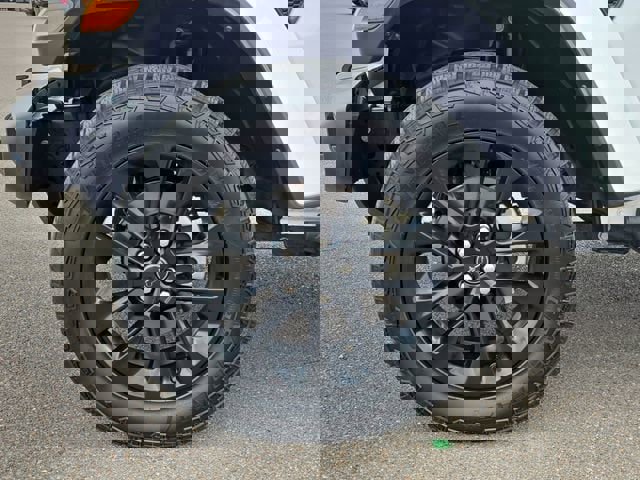 Used 2025 Jeep Gladiator Sport image 10